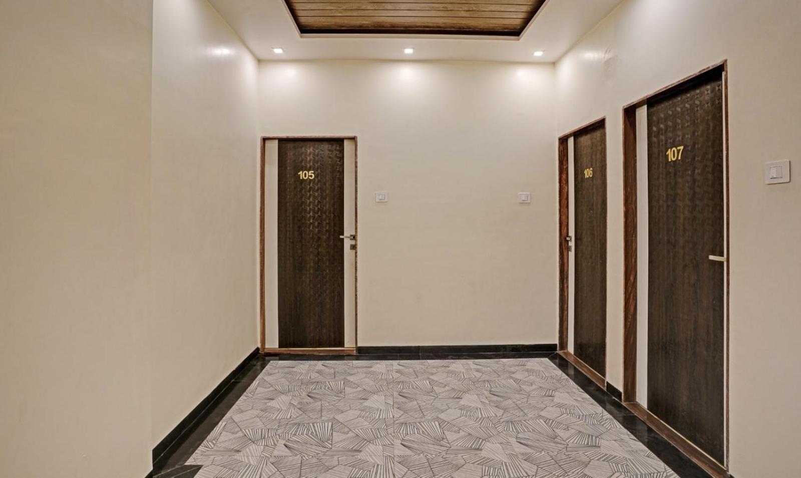 Glitz Hotels Golden Birds - Mahape, Navi Mumbai Exterior foto